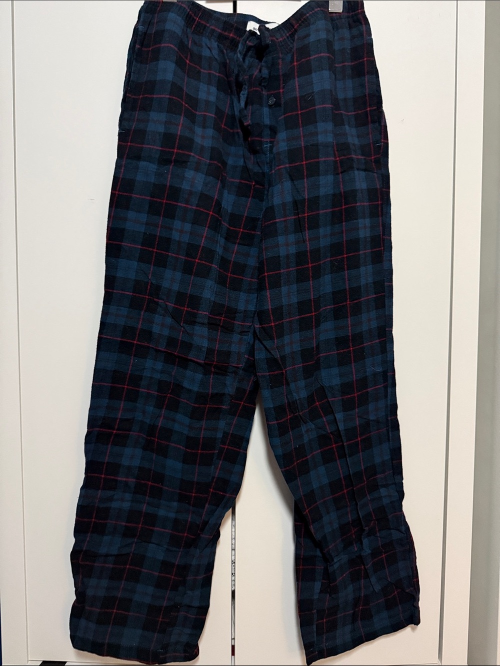 Amazon Essentials Navy and Black Plaid Drawstring Sweatpants